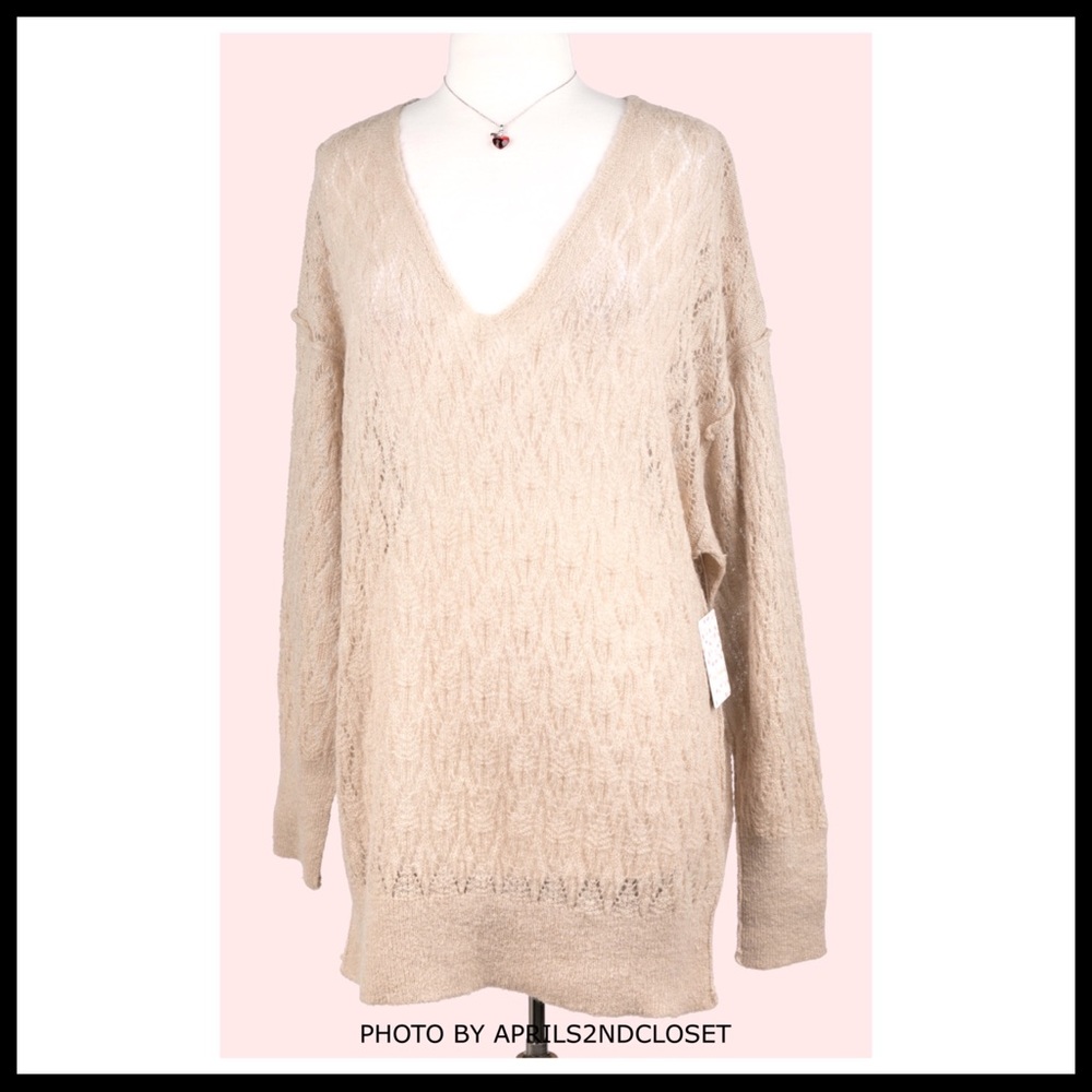 FREE PEOPLE BOHO PULLOVER V-NECK TUNIC SWEATER A2C - Picture 4 of 16